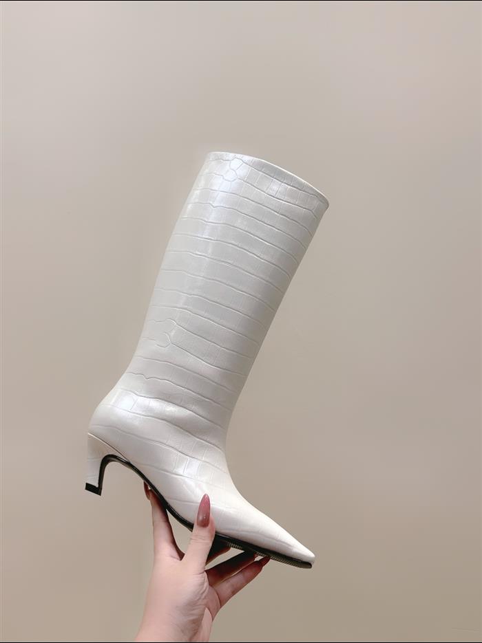 20251128174411270 460